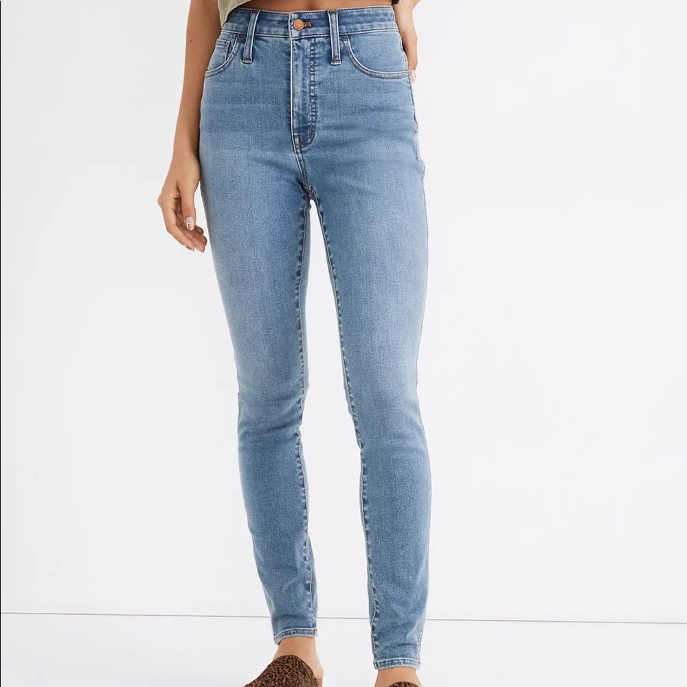 Madewell Curvy Roadtripper Authentic Skinny Jeans in Conroe Wash Size 32